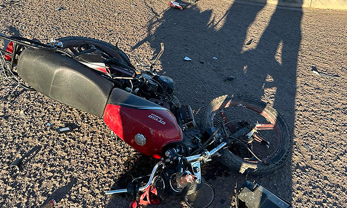 Pierde motociclista el pie en choque en Guaymas