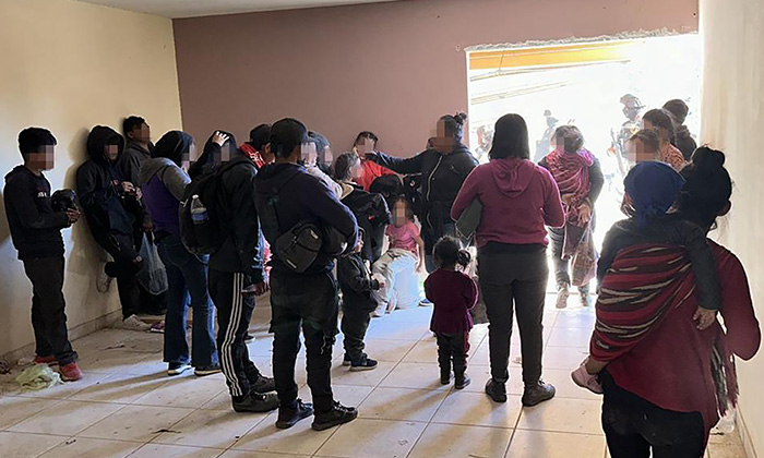 Rescatan a 101 migrantes en Santa Ana Sonora