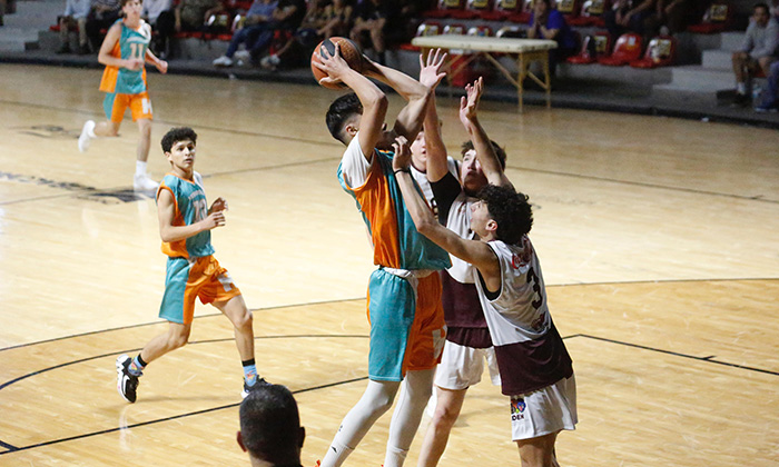 Domina Hermosillo en basquetbol 17-18 años en los Estatales Codeson