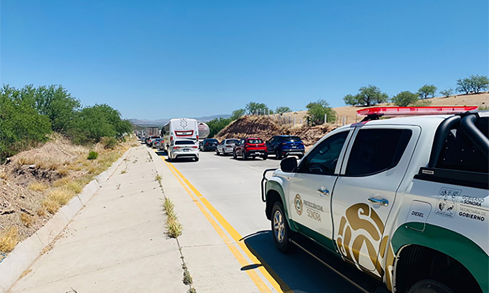 Refuerzan operativo en carreteras de Sonora; Autoridades de Protección Civil