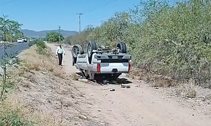 Volcamiento deja a mujer herida en la carretera Hermosillo-Ures