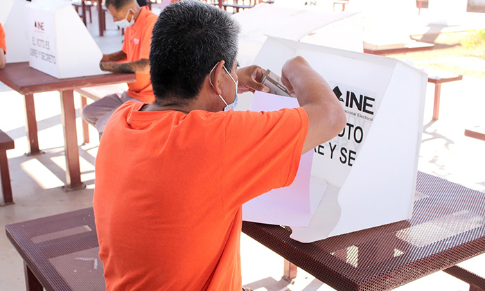 Votan mil 171 personas privadas de la libertad durante jornada de voto anticipado