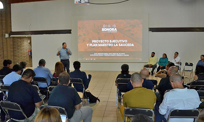 Forman comité de contraloría social en La Sauceda; Autoridades estatales