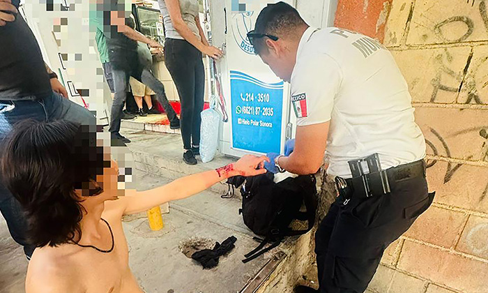 Auxilia agente policiaco a joven herido en la colonia Villa Guadalupe