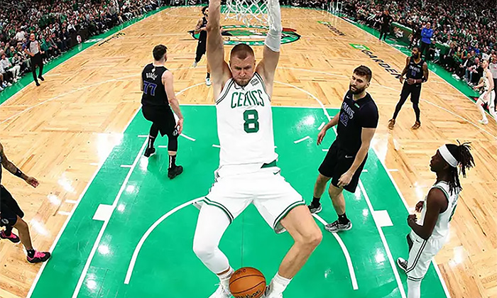 Celtics da primer golpe a los Mavs en las finales de la NBA