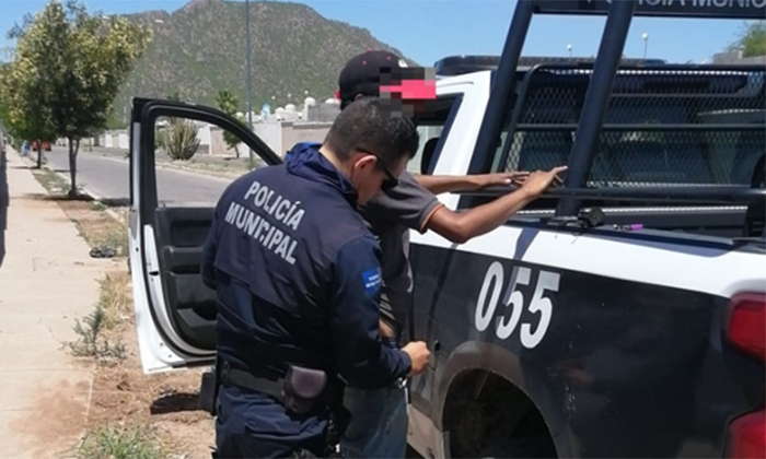 Daña casa de su pareja y lo encarcelan en el fraccionamiento Puerta Real