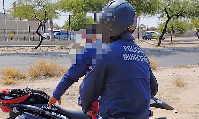 Cae sujeto con droga y en moto robada en la colonia Sahuaro