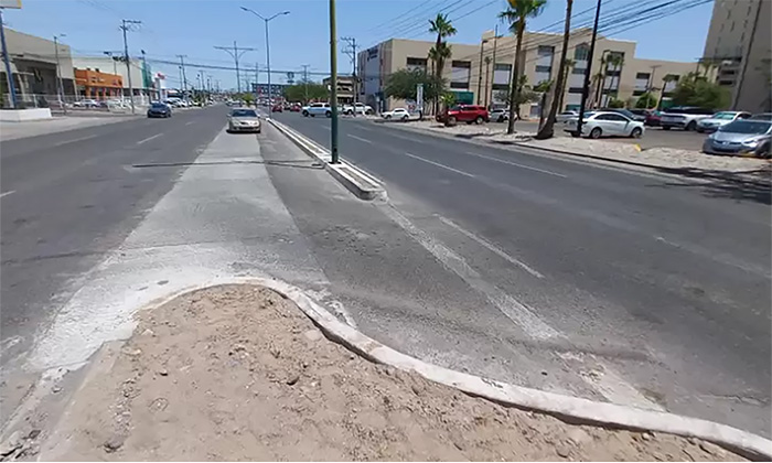 Habilitan vuelta indirecta para agilizar tráfico en la calle De la Reforma y Paseo Río San Miguel