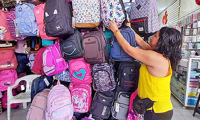 Esperan comerciantes repunte en ventas por el regreso a clases