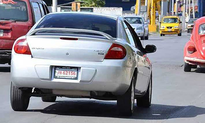 Autos “chuecos” podrán circular en carreteras durante actual periodo vacacional