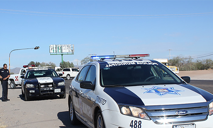 Deja volcamiento dos heridos leves en la Costa de Hermosillo