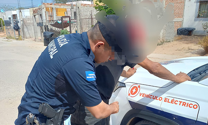 Arrestan a joven por amenazar a su padre en la colonia Bella Vista