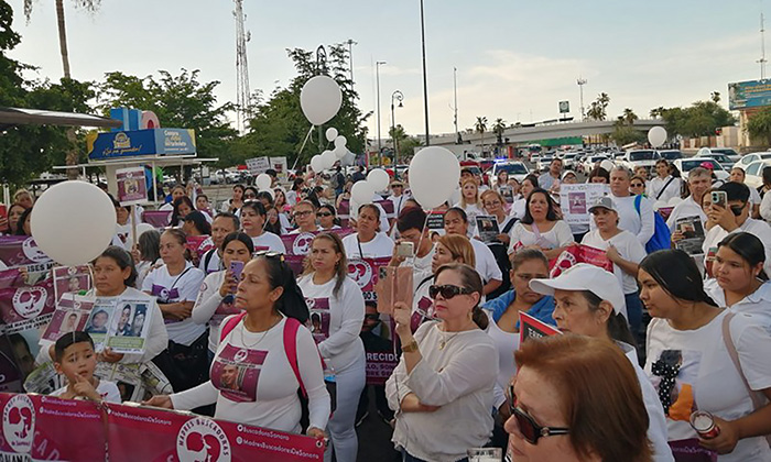 Marchan en búsqueda de sus desaparecidos; Integrantes de colectivos