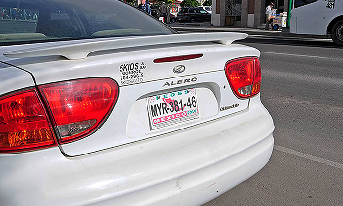 Piden a dueños de autos “chuecos” tramitar seguro de daños