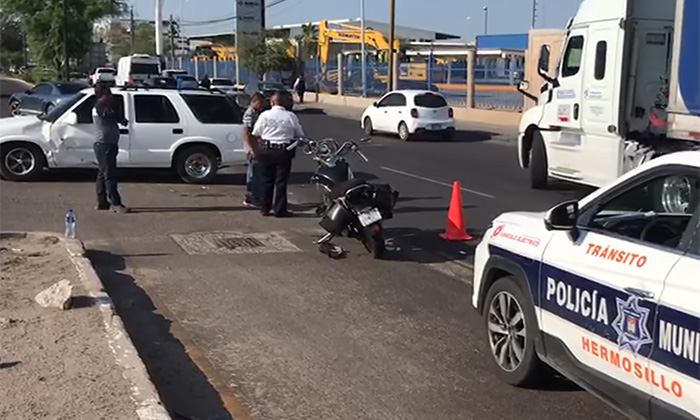 Deja choque un motociclista lesionado en la colonia Internacional