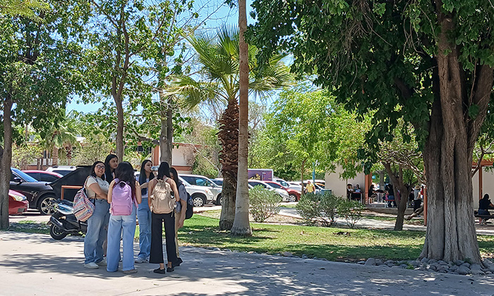 Regresan a clases en la Unison sin contratiempos