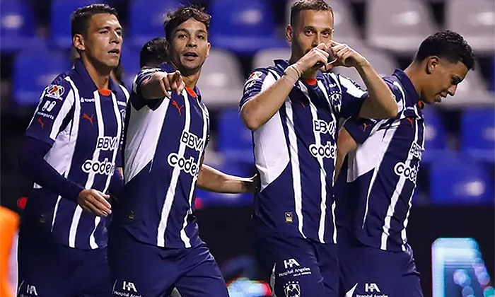 Rayados se imponen 2-1 sobre Puebla; Asumen el liderato de la Liga MX