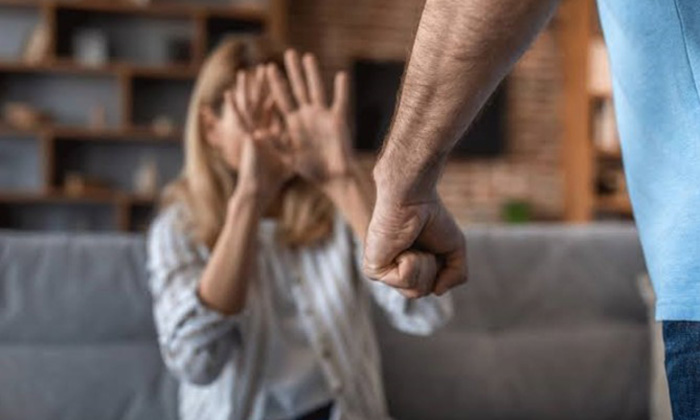 Atienden caso de violencia familiar