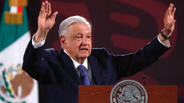 AMLO atribuyó violencia en Sinaloa a una campaña de desprestigio en su contra