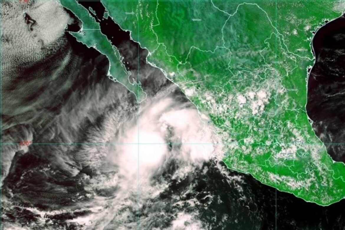 Tormenta tropical Ileana golpea con fuerza en fin de semana patrio y causa alerta en el país