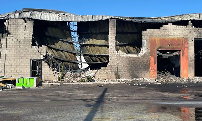 Caen tres por robar en bodega quemada en Murano Residencial