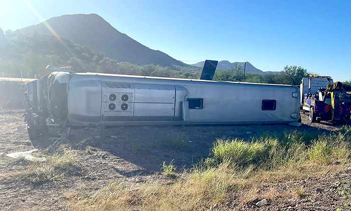 Mueren dos en “camionazo” en la carretera Guaymas-Hermosillo