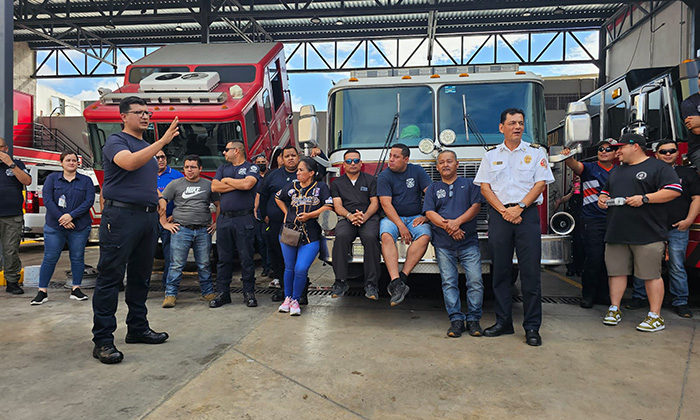 Bomberos reportan fallas en parque vehicular