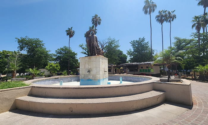 Analizan cercar fuente del Jardín Juárez tras daños en la bomba