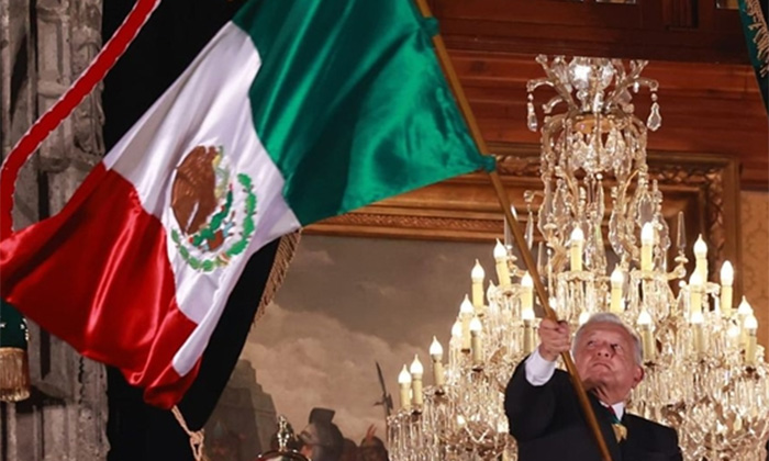 Encabeza AMLO su último Grito en Palacio Nacional