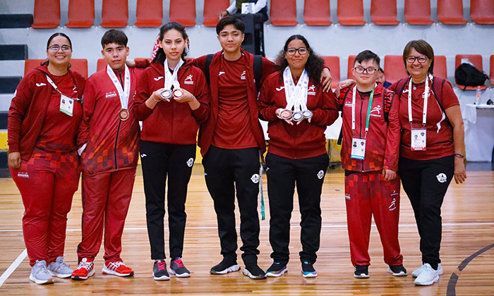 Cierra Paratenis de Mesa con cuatro medallas en los Paranacionales