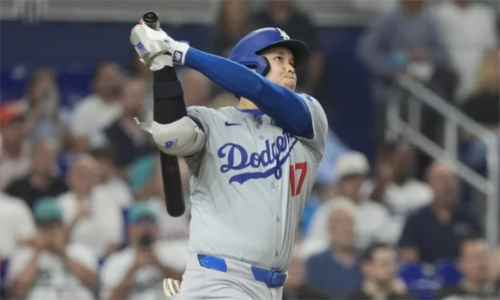 Dominan Marlines a Dodgers por 11-3; Ohtani pegó su jonrón 48