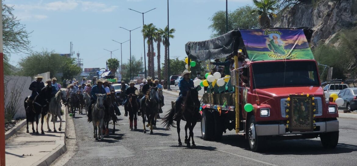 Realizan 17 edición de tradicional cabalgata a San Judas Tadeo