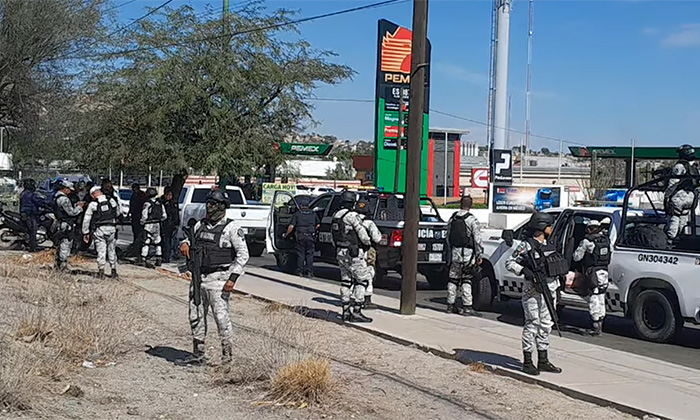 Atrapan a tres presuntos asaltantes en la colonia La Rinconada