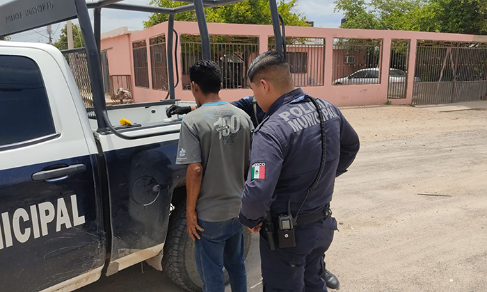 Aprehenden a tres presuntos maleantes en distintas colonias