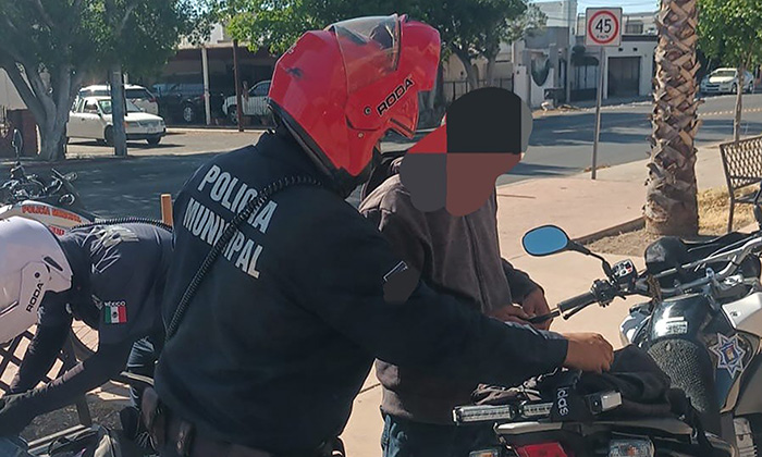 Arrestan a ladrón en plena faena delictiva en la colonia Villa del Cortés