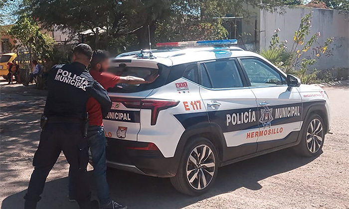 Arrestan a joven por agredir a su mamá en la colonia El Chaparral 