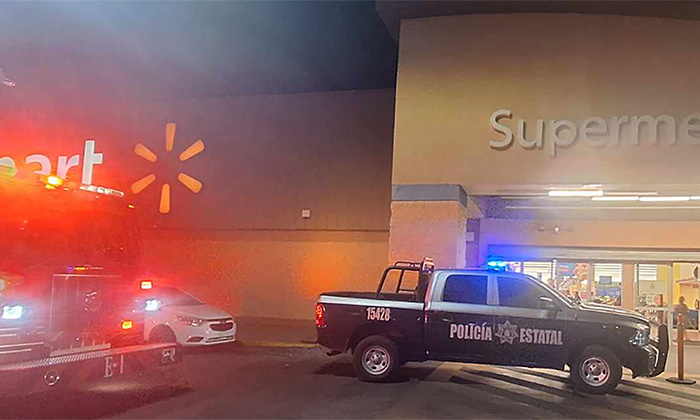 Provocan incendio en Walmart; Fue rápidamente sofocado