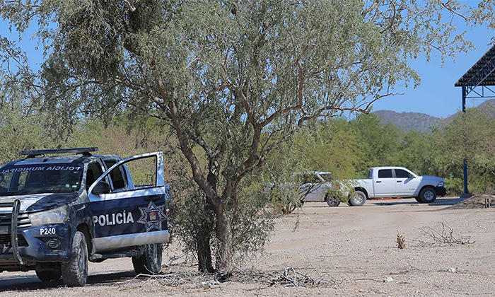 Asesinan a dos hombres en aeródromo en el ejido Mesa del Seri