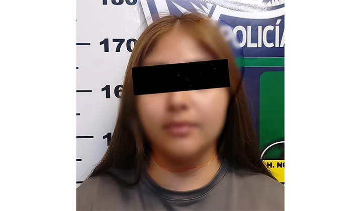 Vinculan a proceso a agresora de maestra en Nogales