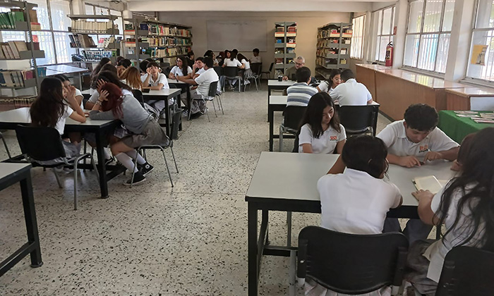 Buscan fomentar lectura entre estudiantes del Cobach; Se beneficia a casi 30 mil alumnos