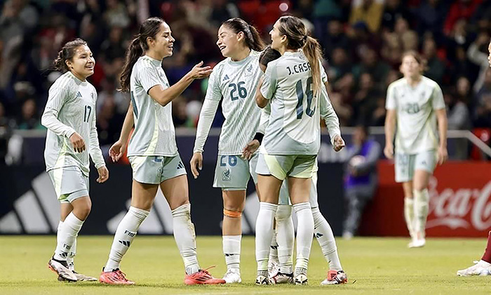 Tri femenil pega goleada a Tailandia en partido amistoso