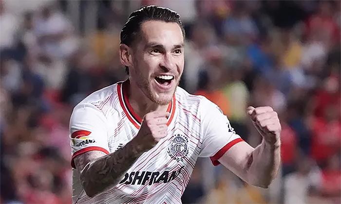 Toluca domina a Rayos de Necaxa con triplete de Canelo Angulo