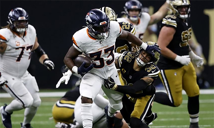 Broncos arrollan a Santos por 33-10 en la NFL