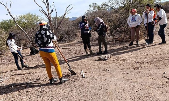 Localizan dos osamentas humanas