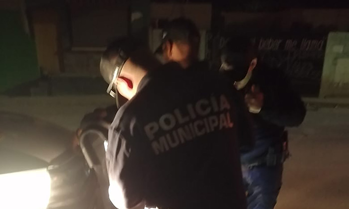 Atrapan a escandaloso con droga en la colonia Los Naranjos