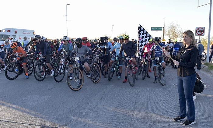 Todo un éxito carrera ciclista Kino Race como parte del Kino Fest