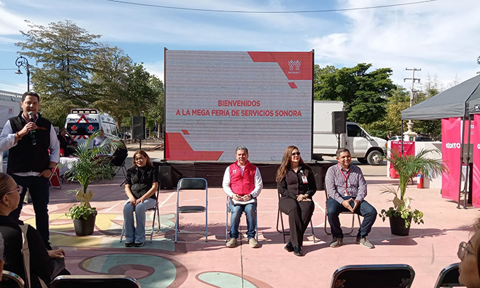 Realiza Infonavit Mega Feria de Servicios en la colonia Centenario