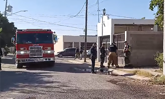 Sofocan incendio en una vivienda en Villas del Real