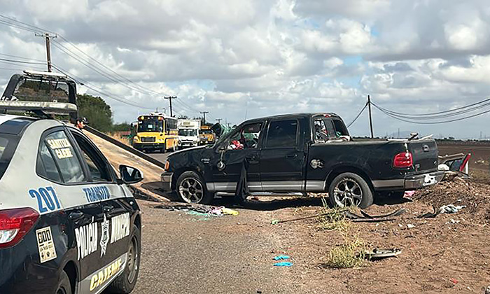 Pierde la vida una mujer al volcarse en el valle del Yaqui