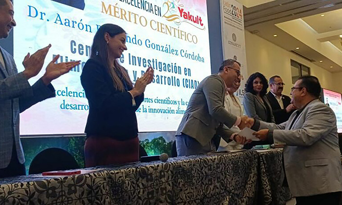 Investigador del CIAD recibe Premio al Mérito Científico por la Asociación Mexicana de Ciencia de los Alimentos